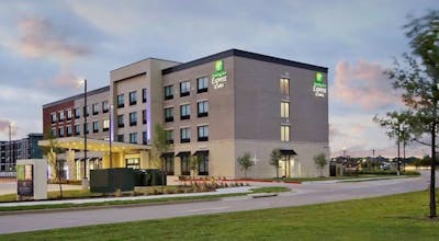 Holiday Inn Express & Suites Dallas Frisco Nw Toyota Stdm