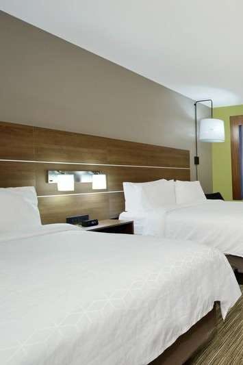 Hotel Holiday Inn Express & Suites Dallas Frisco Nw Toyota Stdm photo 2