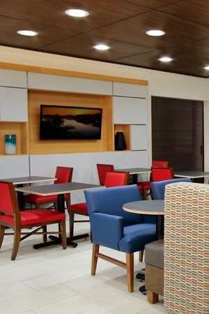Hotel Holiday Inn Express & Suites Dallas Frisco Nw Toyota Stdm photo 5