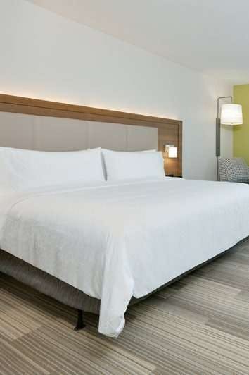 Hotel Holiday Inn Express & Suites Fort Worth North Northlake photo 1