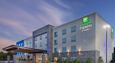 Holiday Inn Express & Suites Denton Sanger