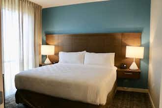 Hotel Staybridge Suites Long Beach Airport photo 2