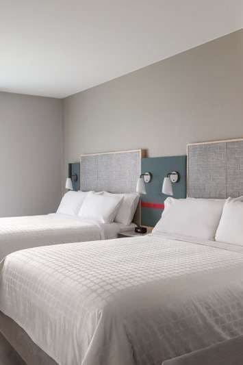 Hotel Avid Hotels Kalamazoo East photo 2