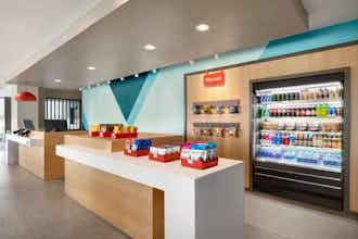 Hotel Avid Hotels Salem photo 2