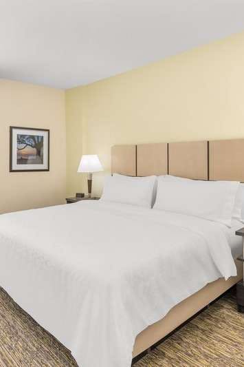 Hotel Candlewood Suites Newnan Atlanta Sw photo 2