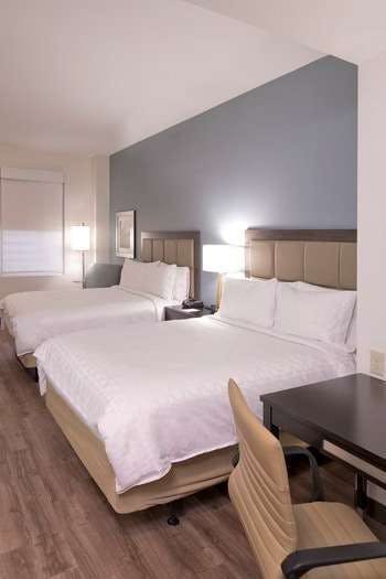 Hotel Candlewood Suites Baltimore Inner Harbor photo 2