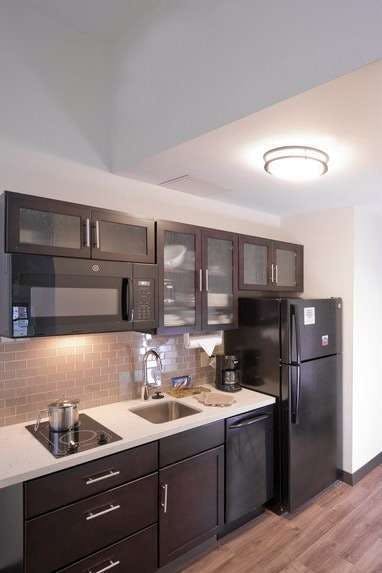 Hotel Candlewood Suites Baltimore Inner Harbor photo 4