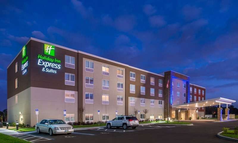 Holiday Inn Express & Suites West Melbourne