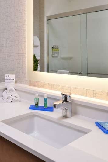 Hotel Holiday Inn Express & Suites West Melbourne photo 4