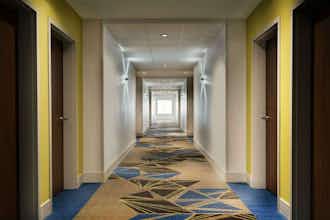 Hotel Holiday Inn Express & Suites Red Wing photo 3