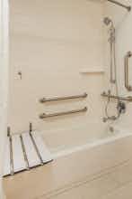 Hotel Holiday Inn Express & Suites Madison West Middleton photo 5