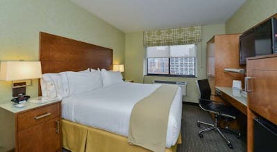 Holiday Inn Express Manhattan Midtown West