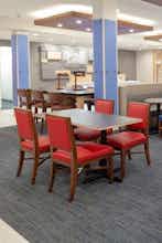 Hotel Holiday Inn Express & Suites Phoenix East Gilbert photo 5