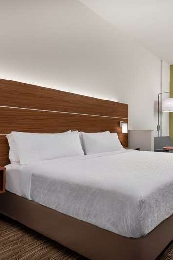 Hotel Holiday Inn Express & Suites Punta Gorda photo 1