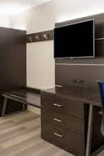 Hotel Holiday Inn Express & Suites Gilbert – Mesa Gateway Airport photo 3