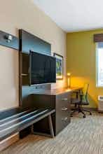 Hotel Holiday Inn Express & Suites Phoenix Dwtn State Capitol photo 4