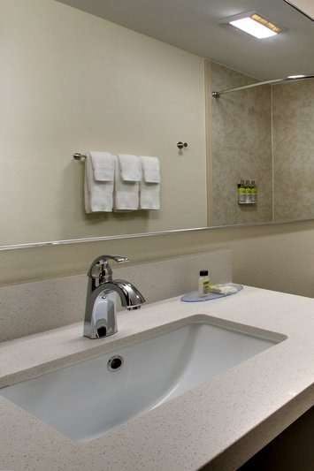 Hotel Candlewood Suites Wichita East photo 3