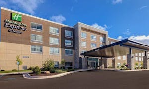 Holiday Inn Express & Suites Grand Rapids South Wyoming