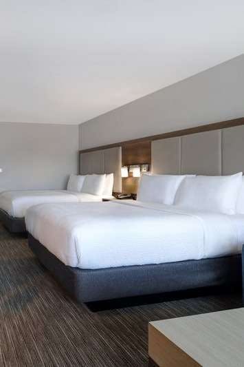 Hotel Holiday Inn Express & Suites Grand Rapids South Wyoming photo 2