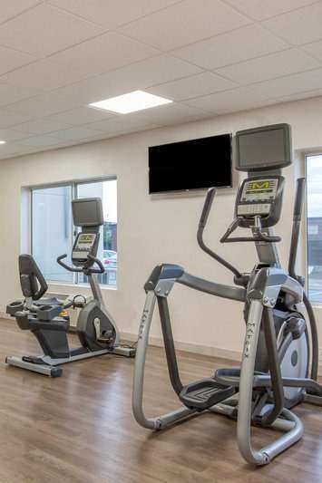 Hotel Holiday Inn Express & Suites Chicago West St Charles photo 5