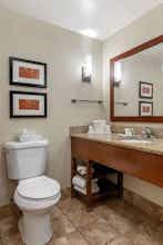 Hotel Holiday Inn Express & Suites Milwaukee Nw – Park Place photo 5