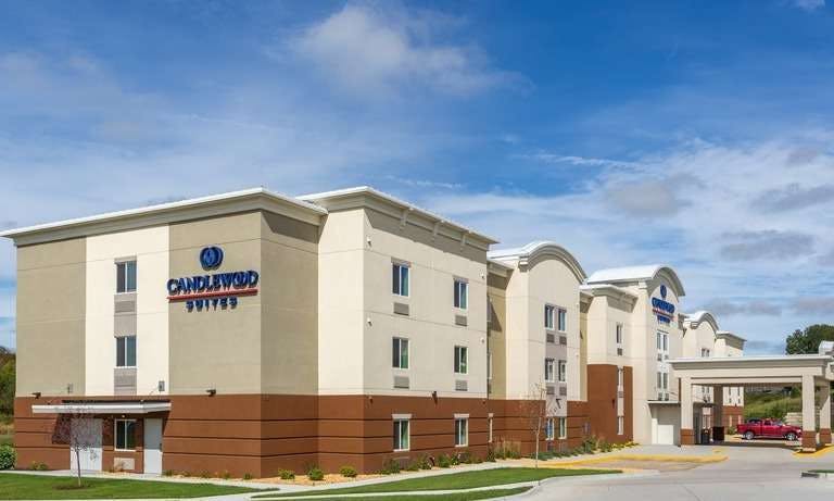Candlewood Suites Davenport