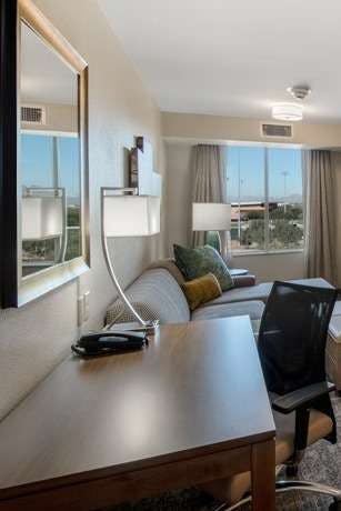 Hotel Staybridge Suites Scottsdale Talking Stick photo 2