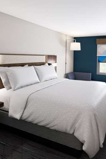 Hotel Holiday Inn Express Thomasville photo 1