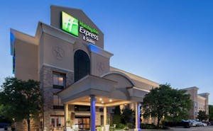 Holiday Inn Express & Suites Arlington (I 20 Parks Mall)