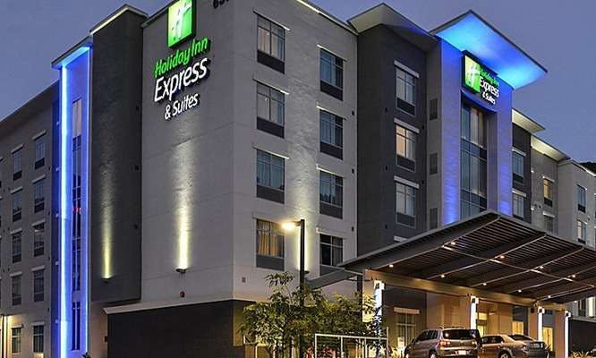Holiday Inn Express & Suites Jacksonville Camp Lejeune Area