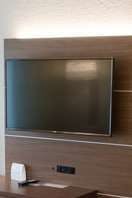 Hotel Holiday Inn Express & Suites Dayton North Vandalia photo 4