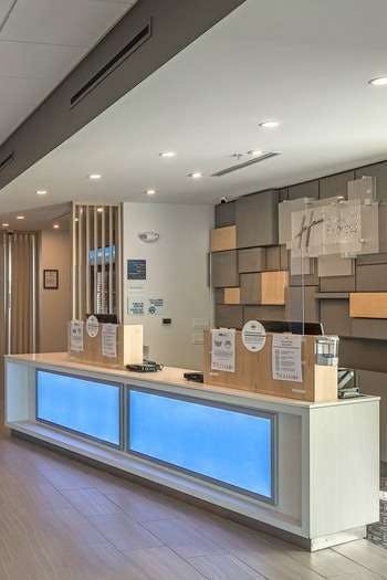 Hotel Holiday Inn Express & Suites West Omaha Elkhorn photo 5