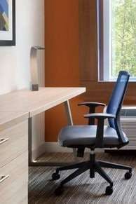 Hotel Holiday Inn Express & Suites West Omaha Elkhorn photo 3