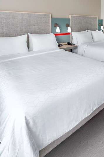 Hotel Avid Hotels Milwaukee West Waukesha photo 2