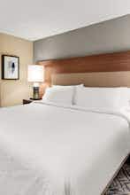 Hotel Candlewood Suites Sumner Puyallup Area photo 1