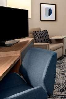 Hotel Candlewood Suites Sumner Puyallup Area photo 3