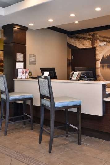 Hotel Staybridge Suites Wichita Falls photo 4