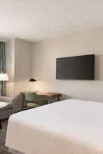 Hotel Staybridge Suites Rochester – Mayo Clinic Area photo 2