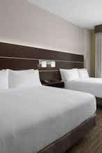 Hotel Holiday Inn Express & Suites Woodside Queens Nyc photo 2