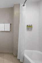 Hotel Holiday Inn Express & Suites Woodside Queens Nyc photo 4