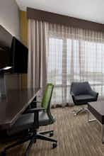 Hotel Holiday Inn Express & Suites Woodside Queens Nyc photo 3