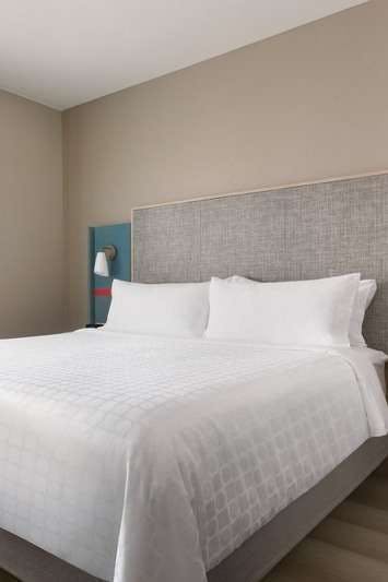 Hotel Avid Hotels Hattiesburg West photo 1