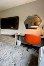 Hotel Holiday Inn Express & Suites Ft. Smith Airport photo 3