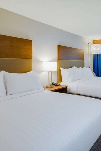 Hotel Holiday Inn Express & Suites Ft. Washington Philadelphia photo 2