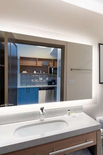 Hotel Candlewood Suites Asheville Downtown photo 4