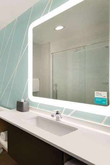 Hotel Avid Hotels Summerville photo 4