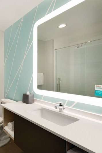 Hotel Avid Hotels Wenatchee photo 4