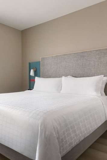 Hotel Avid Hotels Wenatchee photo 1