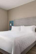 Hotel Avid Hotels Wenatchee photo 1