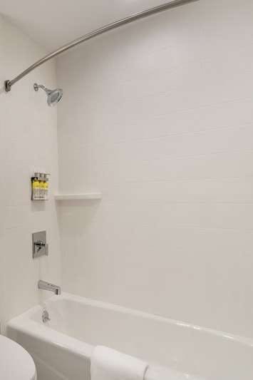 Hotel Holiday Inn Express Jamaica Jfk Airtrain Nyc photo 5